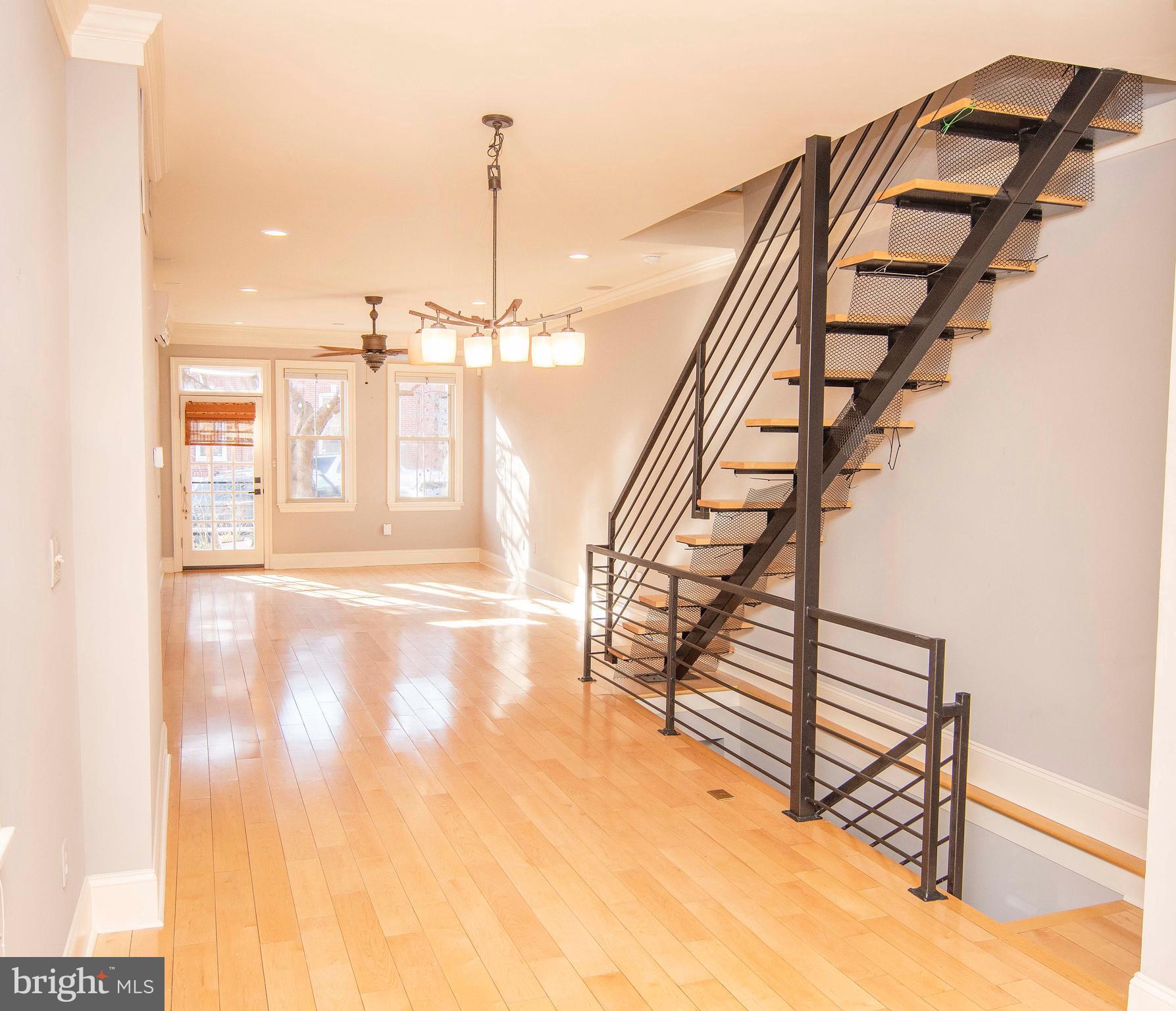 919 South Clinton Street Baltimore, MD 21224 - Photo 8 of 25