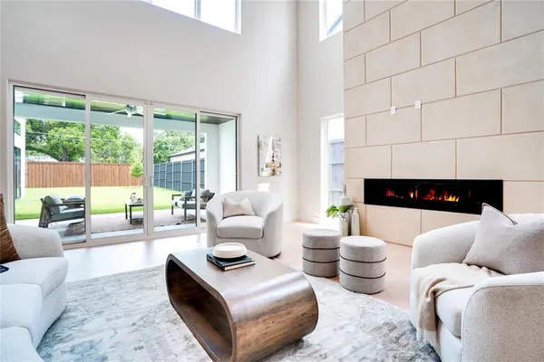 $9,000 | 7614 Linwood Avenue, Dallas, TX 75209