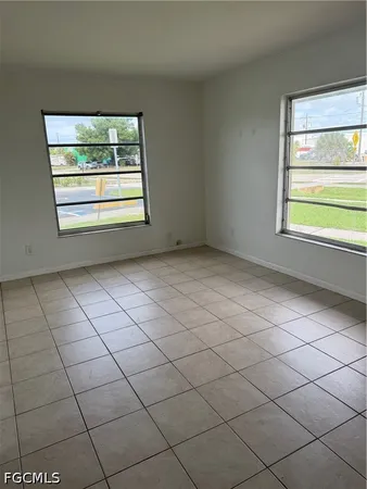 $950 | 1131 South Loop Boulevard, Lehigh Acres, FL 33936