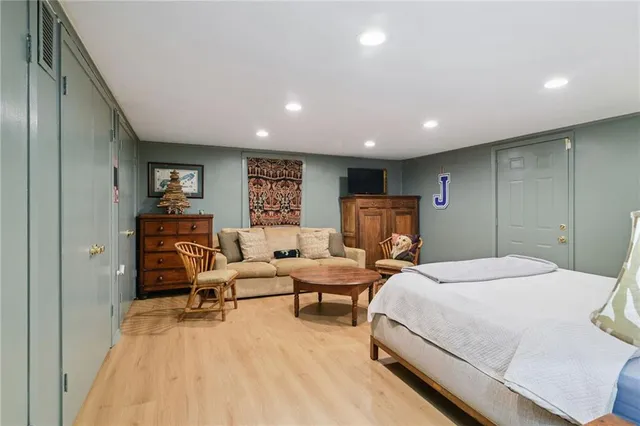 $978,000 | 129 Brockenbraugh Court, Metairie, LA 70005