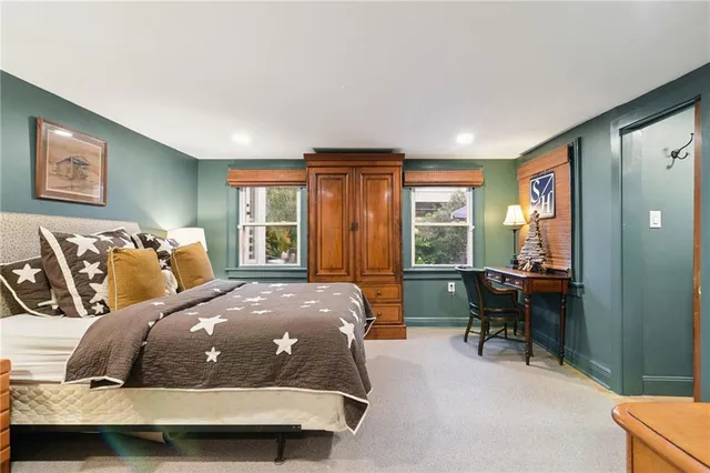 $978,000 | 129 Brockenbraugh Court, Metairie, LA 70005