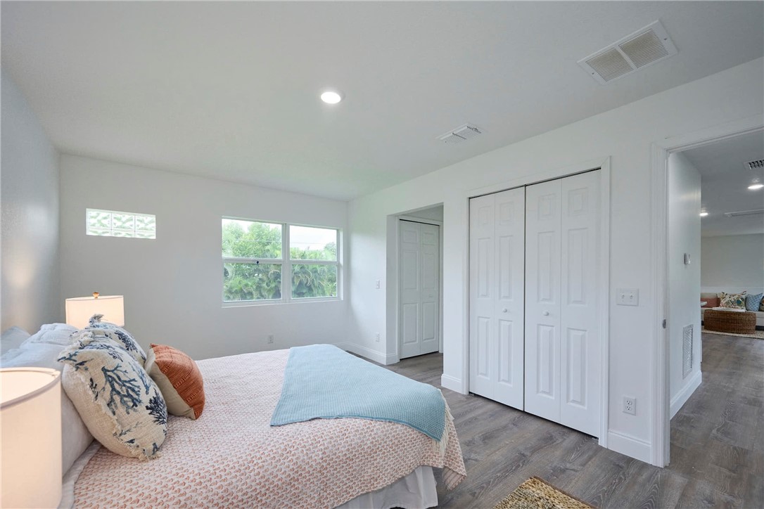 8045 142nd Street Sebastian, FL 32958 - Photo 24 of 36