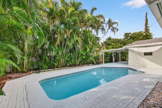 $5,900 | 699 Northwest 16th Avenue, Boca Raton, FL 33486