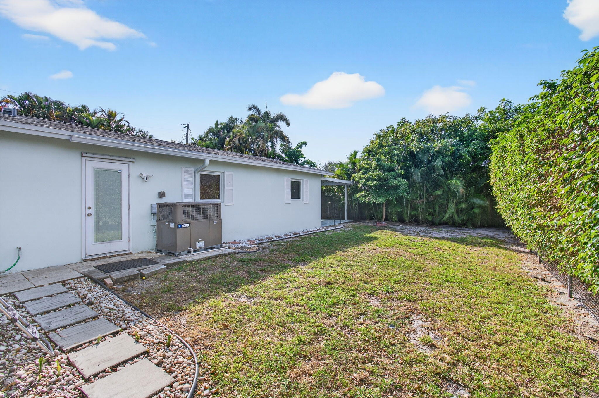 699 Northwest 16th Avenue Boca Raton, FL 33486 - Photo 43 of 46 699 NW 16th Ave, Boca Raton, FL 33486 (7