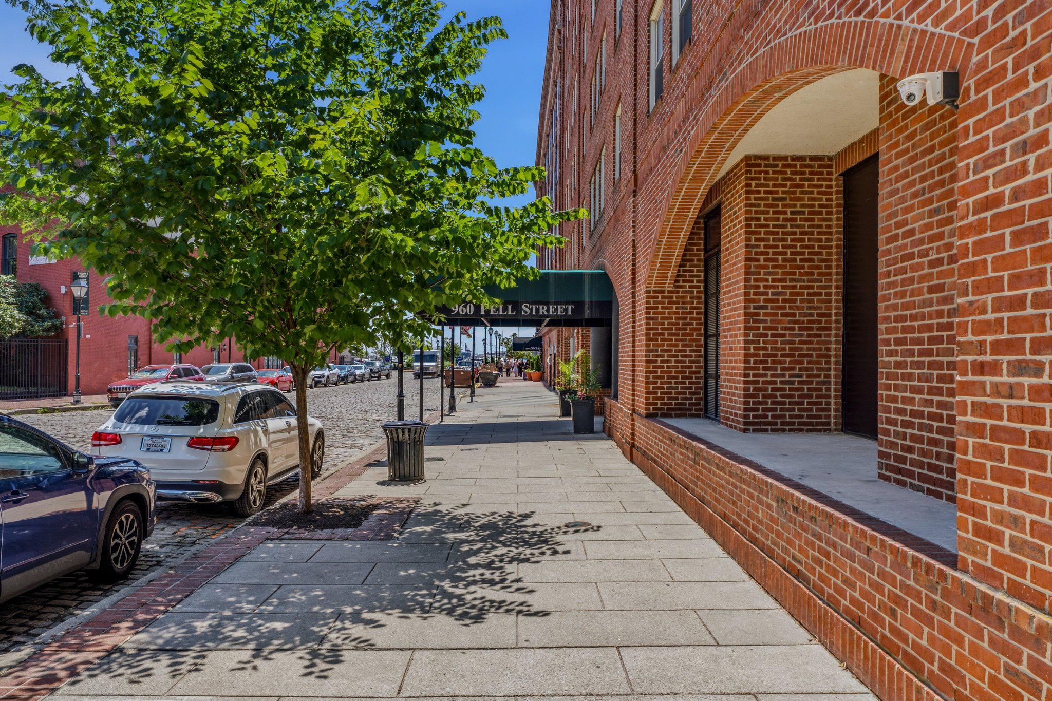 960 Fell Street, Unit 308 Baltimore, MD 21231 - Photo 1 of 38 Charming tree lined location.