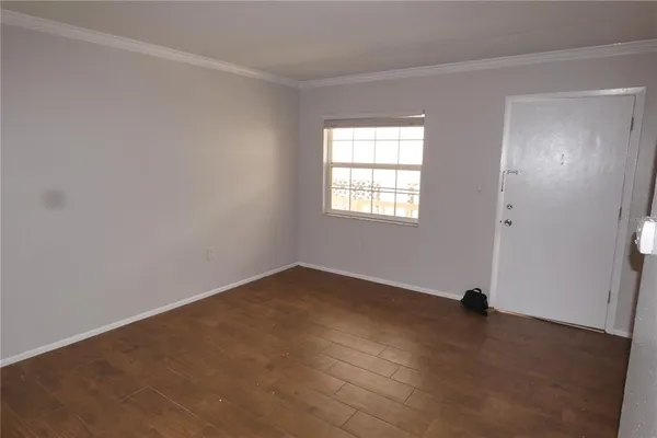 $1,425 | 121 3rd Avenue North, Unit 302, St. Petersburg, FL 33701