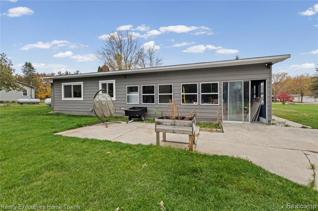 12429 East Mt Morris Road Columbiaville, MI 48421 - Photo 30 of 37 Gallery Image 30