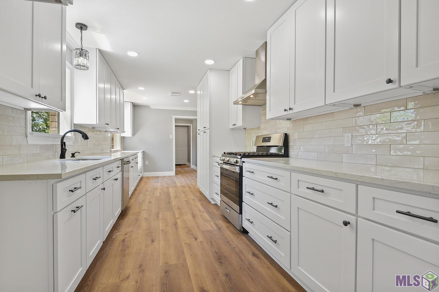 365 Court Street Baton Rouge, LA 70810 - Photo 3 of 19 Kitchen