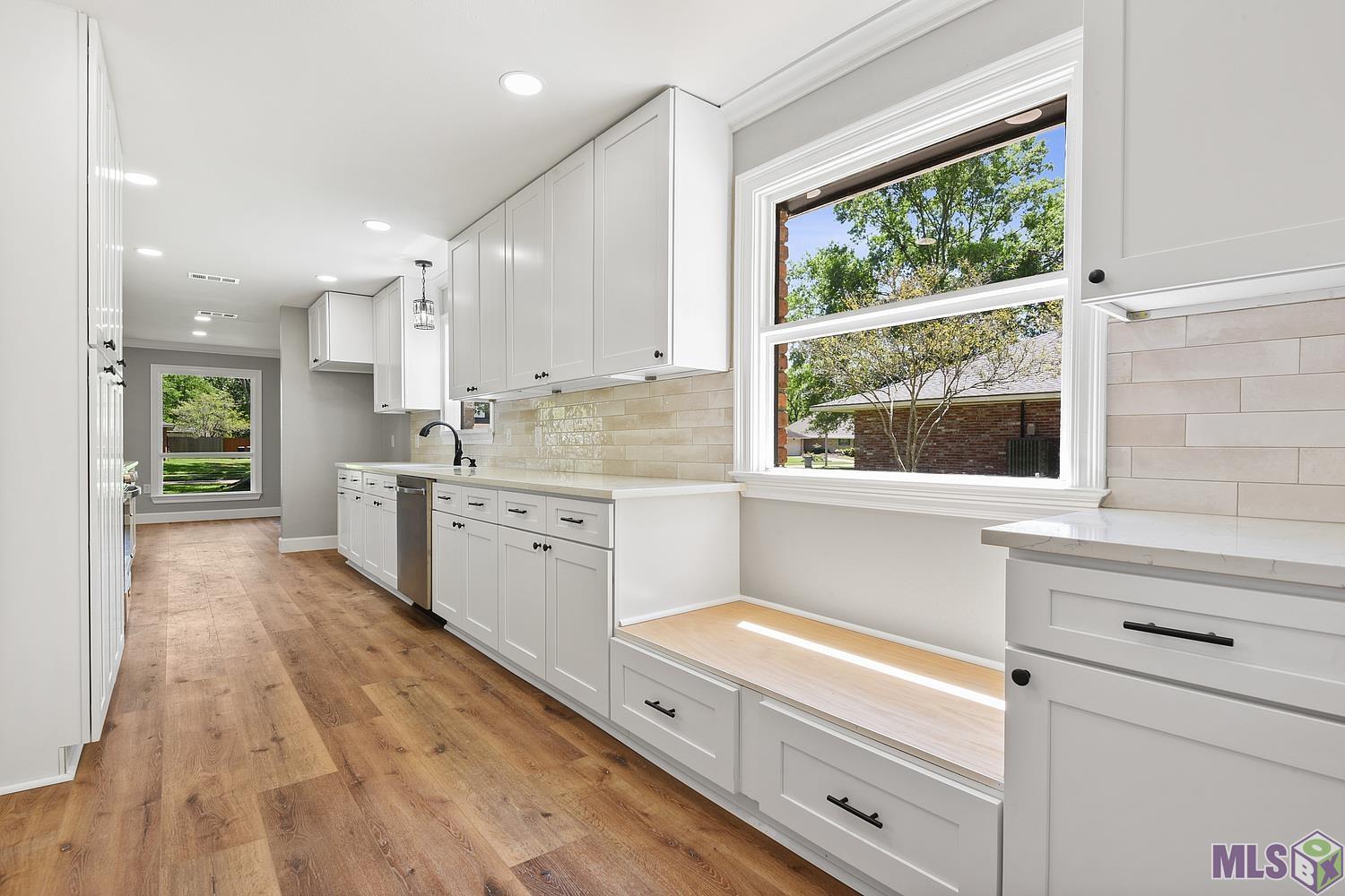 365 Court Street Baton Rouge, LA 70810 - Photo 4 of 19 Kitchen