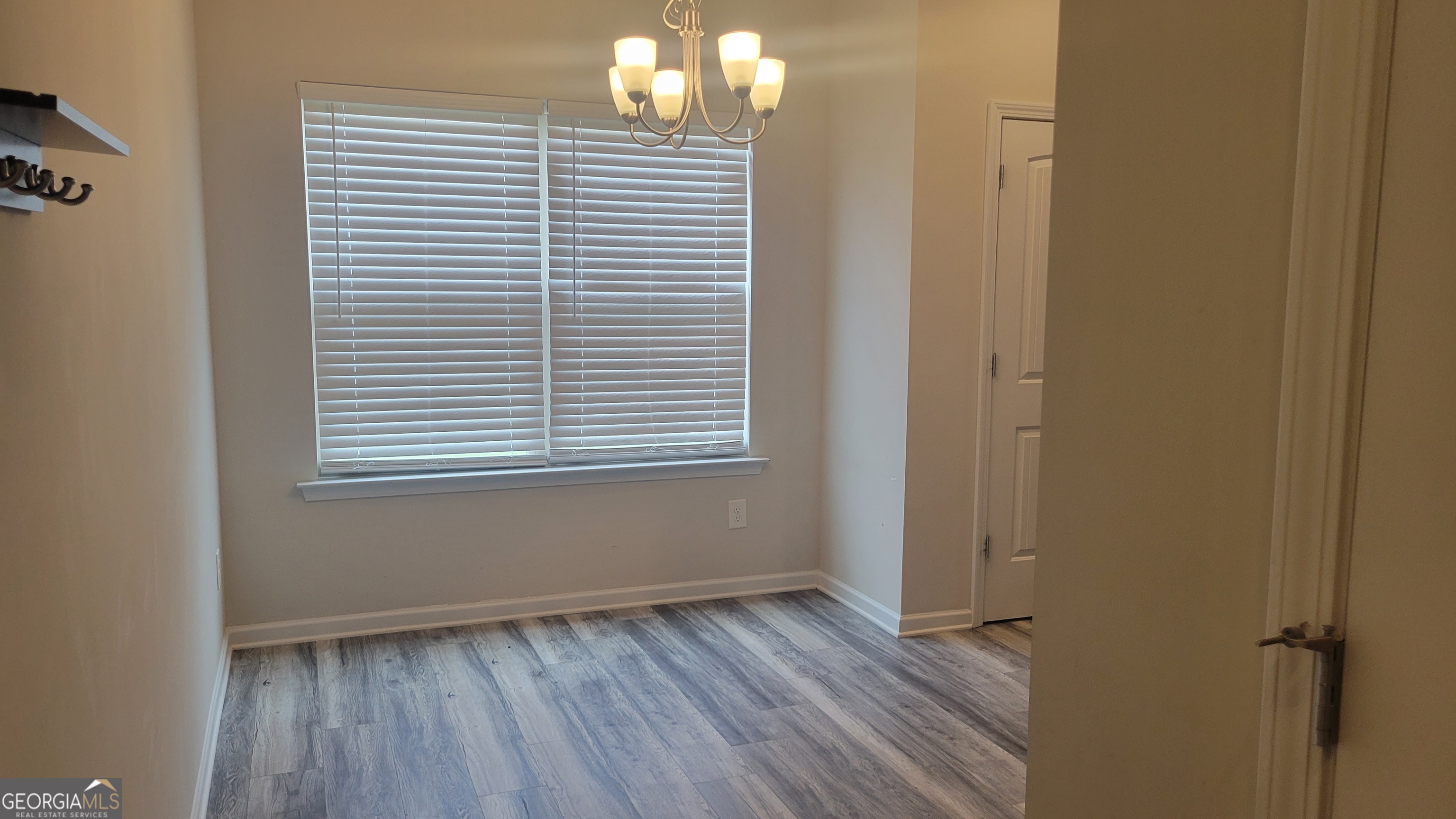 10 Bayberry Circle Southwest Rome, GA 30165 - Photo 18 of 38 a view of a room that has a window in it
