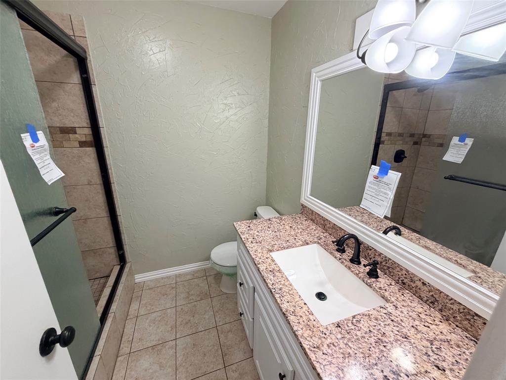 1223 Yowell Road Whitesboro, TX 76273 - Photo 16 of 38 Gallery Image 16