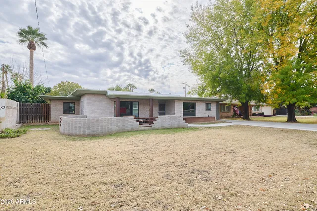 $699,000 | 327 East Medlock Drive, Phoenix, AZ 85012