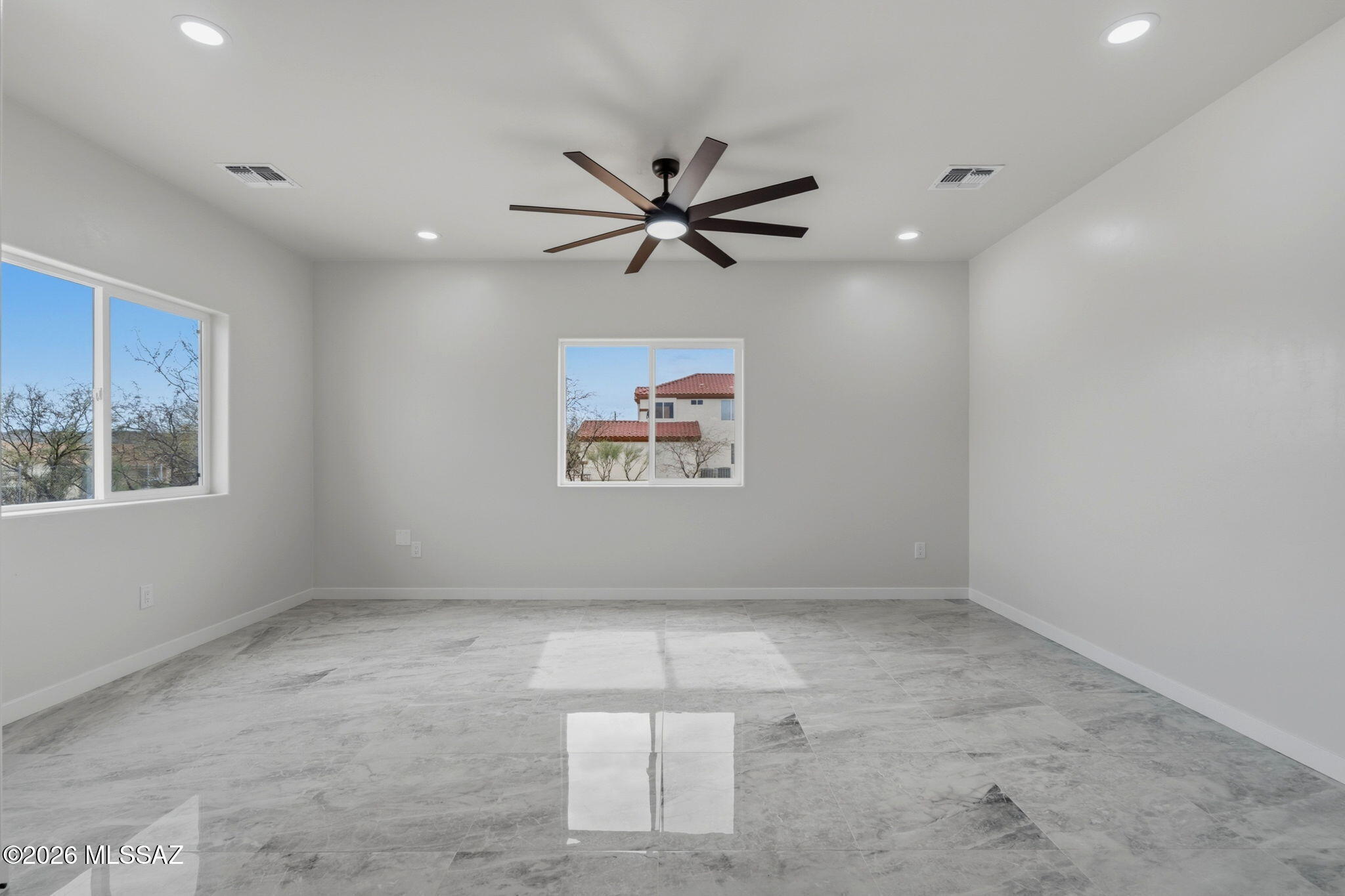 67 Círculo Cortez Rio Rico, AZ 85648 - Photo 11 of 28 33-web-or-mls-untitled-24