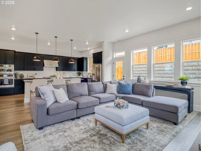 $724,990 | 11760 Southwest 176th Drive, Beaverton, OR 97007