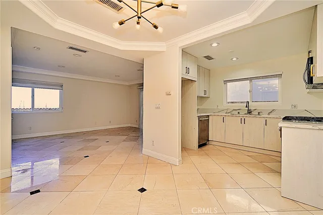 $829,000 | 10357 Commerce Avenue, Unit 7, Tujunga, CA 91042