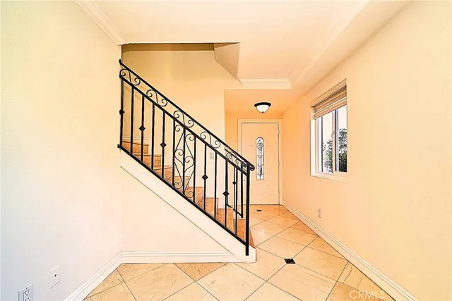 $829,000 | 10357 Commerce Avenue, Unit 7, Tujunga, CA 91042