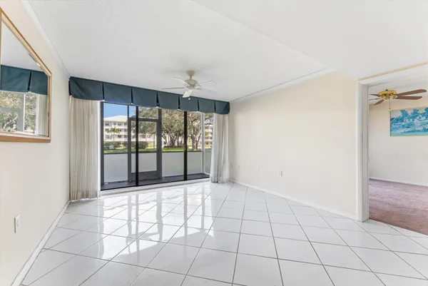 $249,900 | 6217 Balboa Circle, Unit 106, Boca Raton, FL 33433