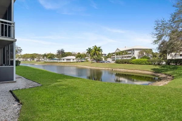 $249,900 | 6217 Balboa Circle, Unit 106, Boca Raton, FL 33433