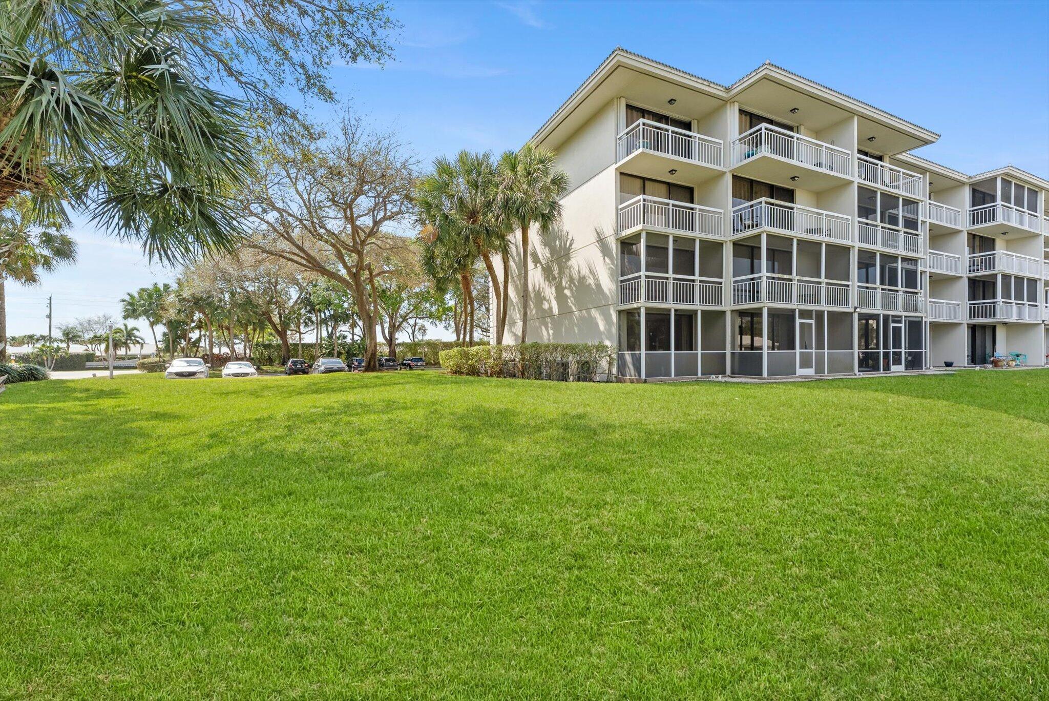 6217 Balboa Circle, Unit 106 Boca Raton, FL 33433 - Photo 43 of 49 33-33