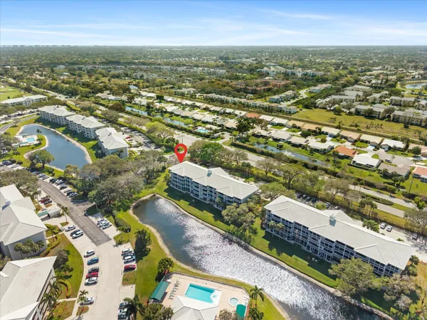 $249,900 | 6217 Balboa Circle, Unit 106, Boca Raton, FL 33433