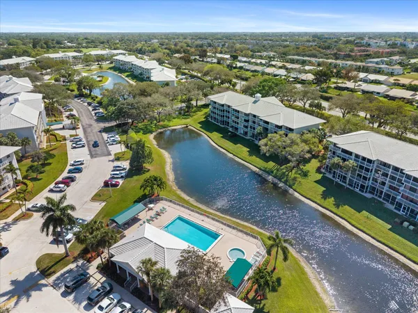 $249,900 | 6217 Balboa Circle, Unit 106, Boca Raton, FL 33433