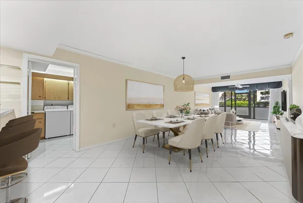 $249,900 | 6217 Balboa Circle, Unit 106, Boca Raton, FL 33433