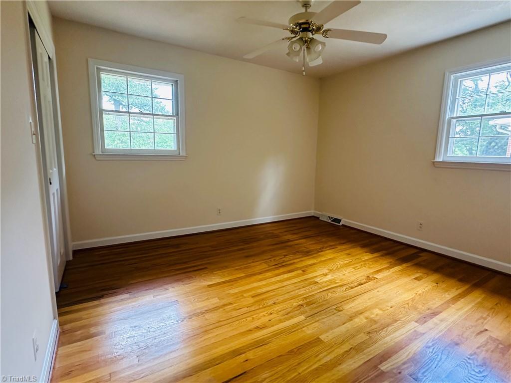 4261 Witherow Road Winston-Salem, NC 27106 - Photo 20 of 40 2nd bedroom