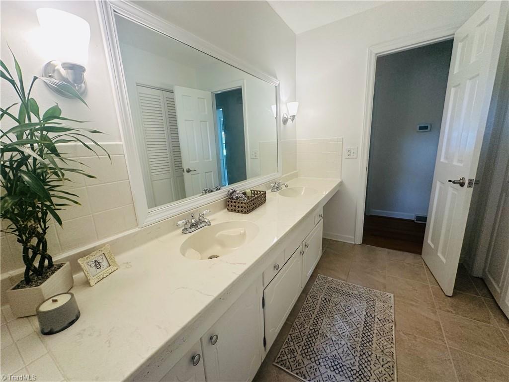 4261 Witherow Road Winston-Salem, NC 27106 - Photo 24 of 40 Main bath with double sinks