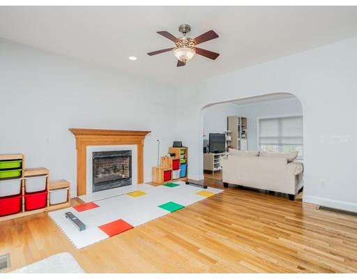 21 Braemore Road Natick, MA 01760 - Photo 10 of 26 Gallery Image 10