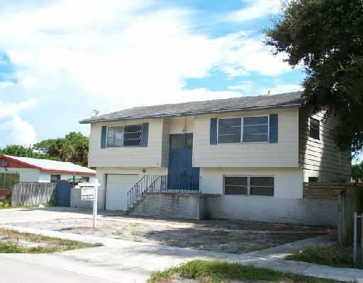 341 West 33rd Street Riviera Beach, FL 33404 - Photo 1 of 1 Primary Photo