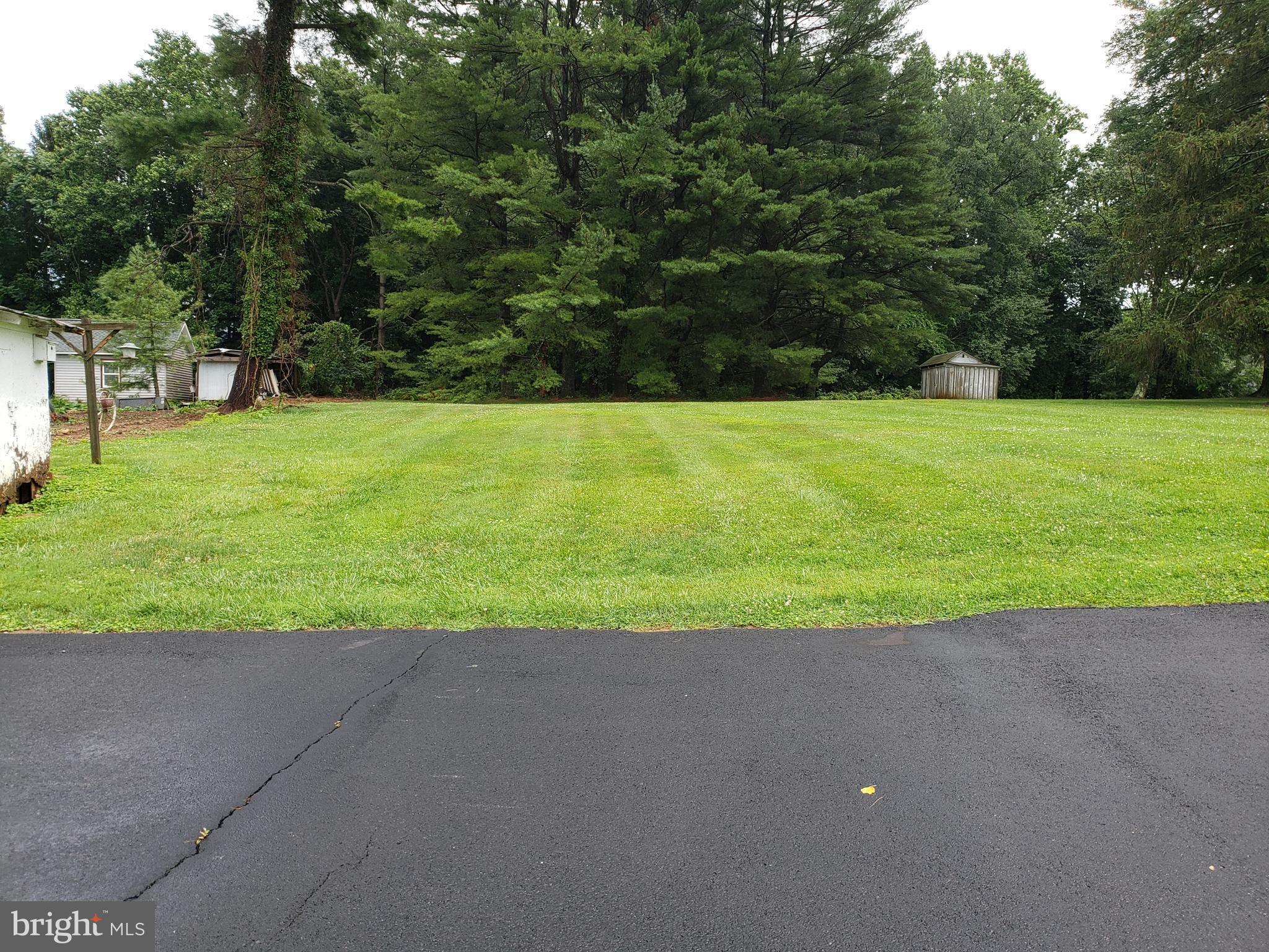 2247 Engle Road Fallston, MD 21047 - Photo 7 of 24 REAR YARD