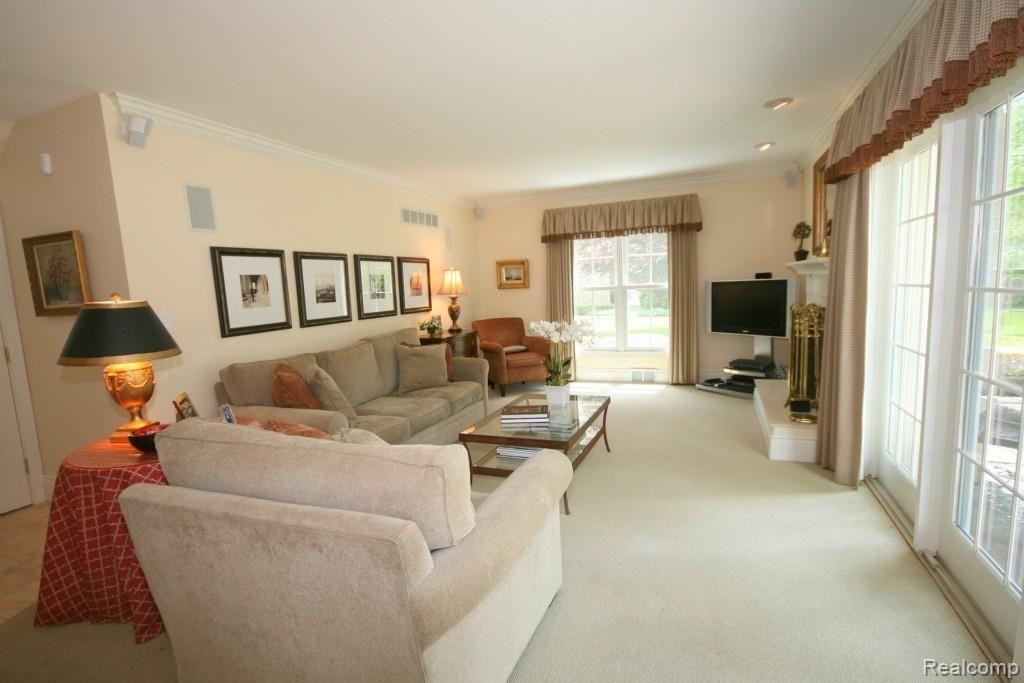 1281 Covington Road Bloomfield Hills, MI 48301 - Photo 7 of 20 Family Room with fireplace