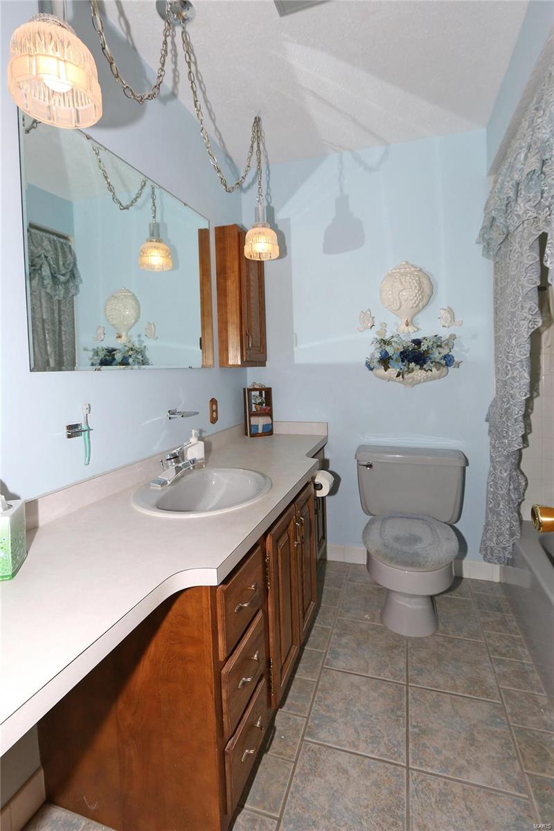 12652 Robyn Road St. Louis, MO 63127 - Photo 22 of 32 Gallery Image 22
