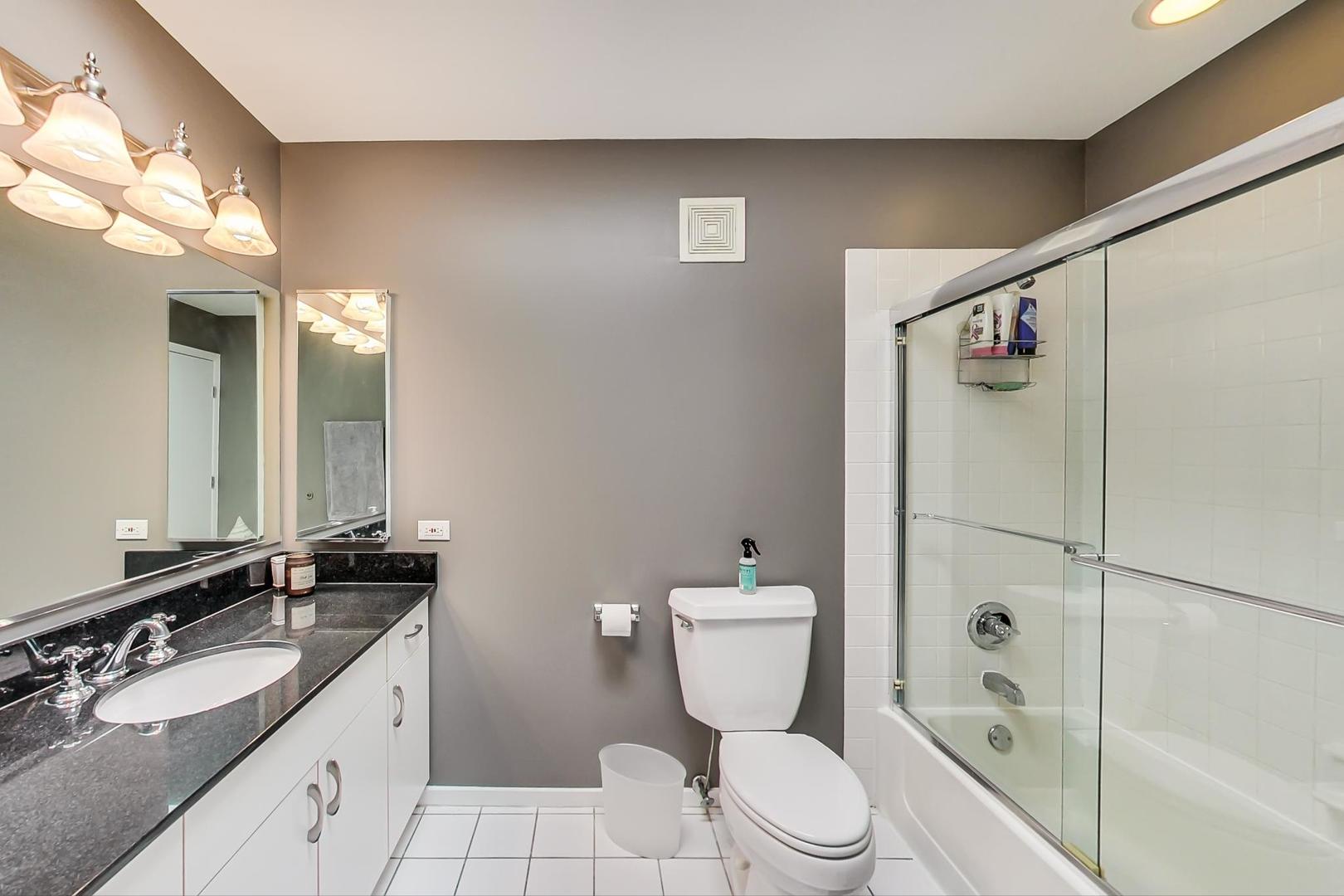 331 Milford Road Deerfield, IL 60015 - Photo 24 of 32