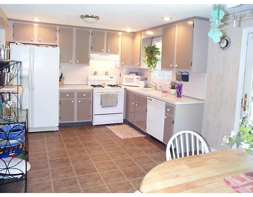 10 Kilsyth Road Norton, MA 02766 - Photo 10 of 18 Gallery Image 10