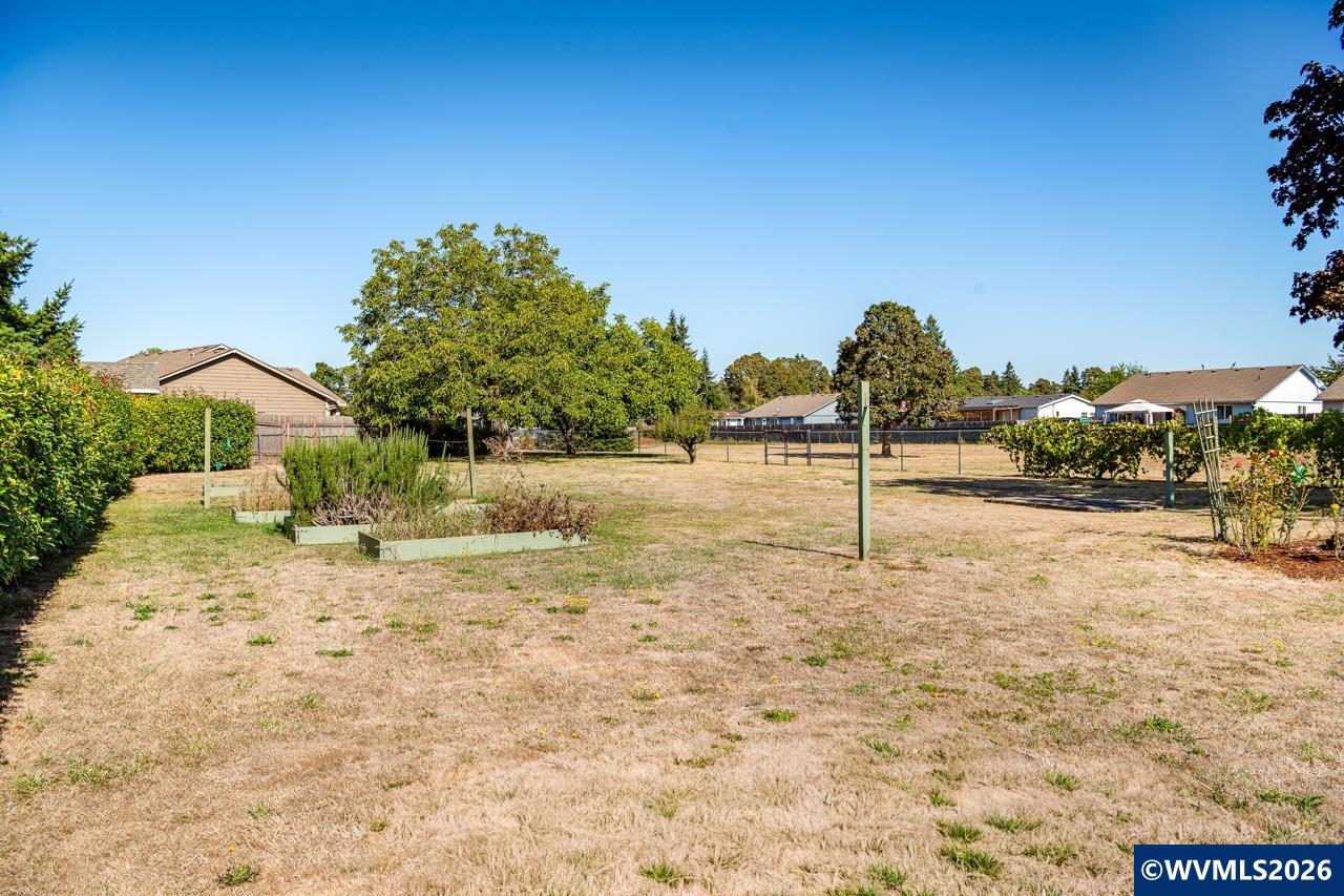 5099 Caplinger Road Southeast Salem, OR 97317 - Photo 12 of 35 Gallery Image 12