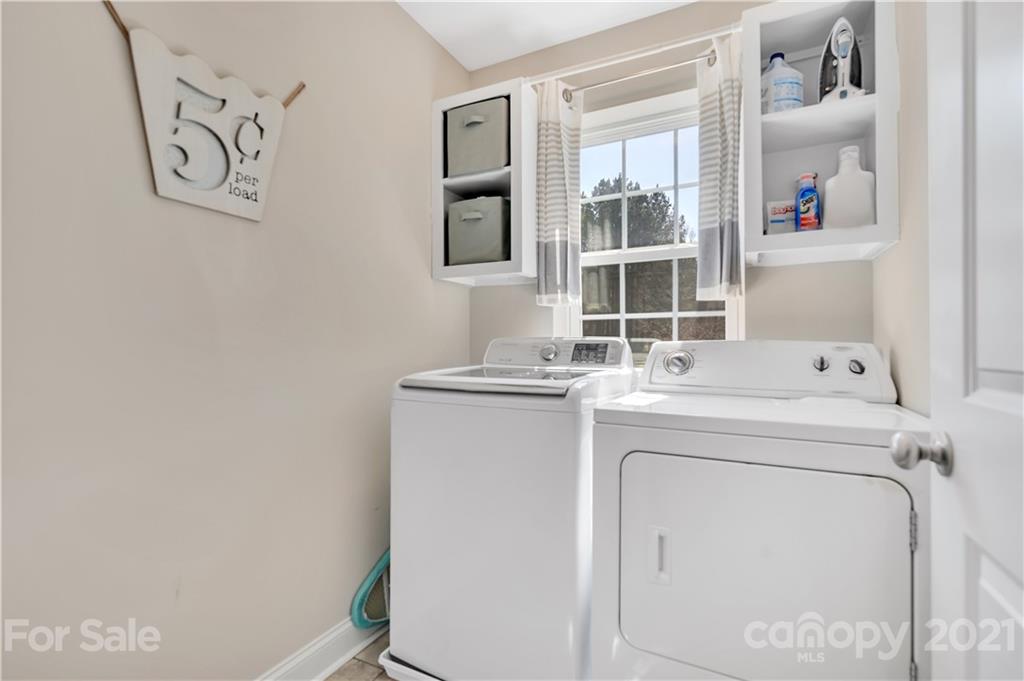 4081 Ruston Creek Road Catawba, SC 29704 - Photo 24 of 38 a utility room with dryer and washer