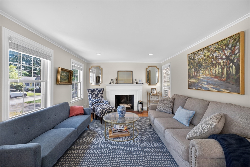 9 Milton Road Barrington, RI 02806 - Photo 18 of 42