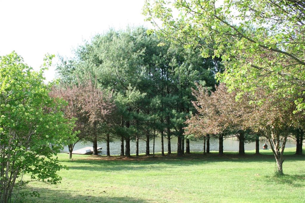 9044 Grandview Road Columbus, IN 47201 - Photo 7 of 17