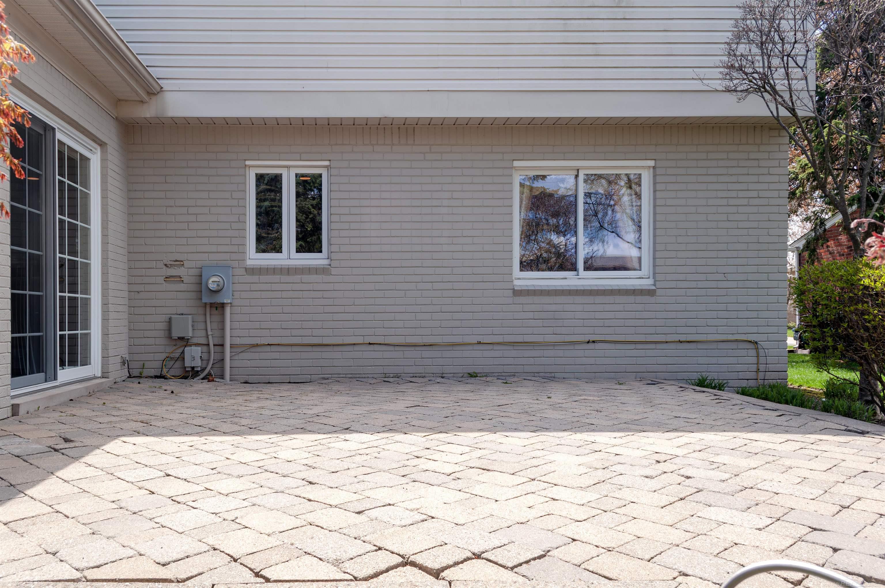 1010 Canterbury Road Grosse Pointe, MI 48236 - Photo 63 of 65 50108159-62.JPG