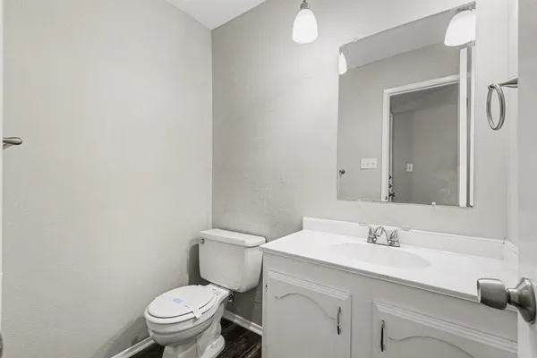 $325,000 | 2312 Chinaberry Drive, Bedford, TX 76021