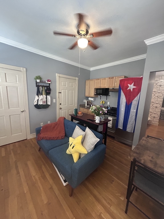 27 Anderson Street, Unit 1 Boston, MA 02114 - Photo 4 of 8