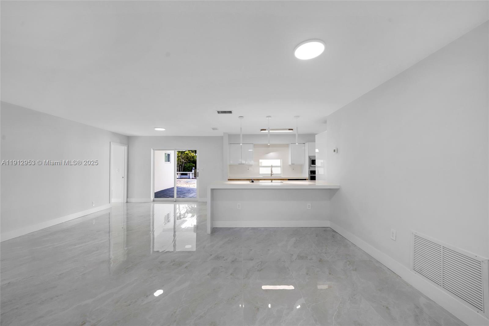 4500 Monroe Street Hollywood, FL 33021 - Photo 4 of 67 a view of kitchen and breakfast area