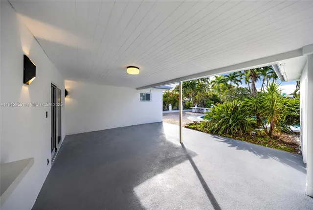 $875,000 | 4500 Monroe Street, Hollywood, FL 33021