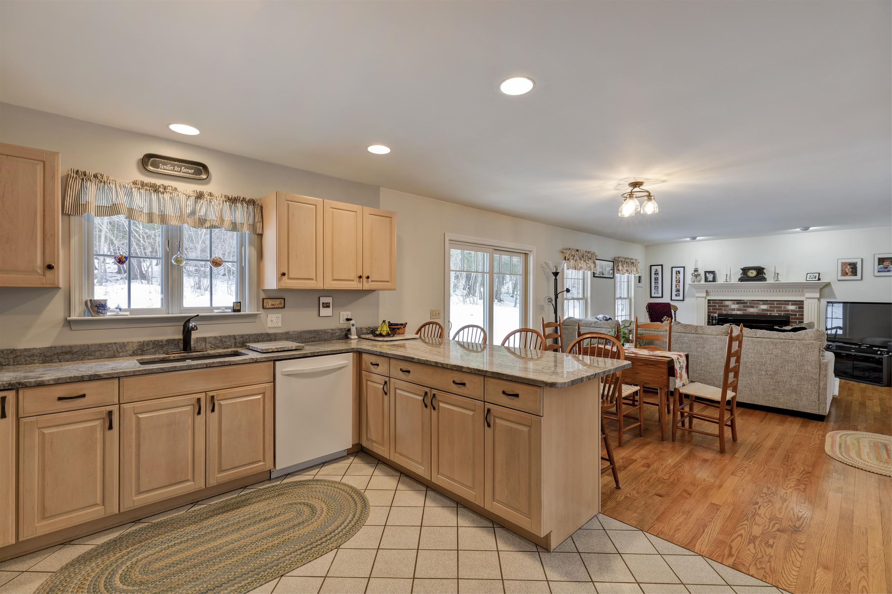 17 Hetzel Road Lebanon, NH 03766 - Photo 6 of 27 Gallery Image 6