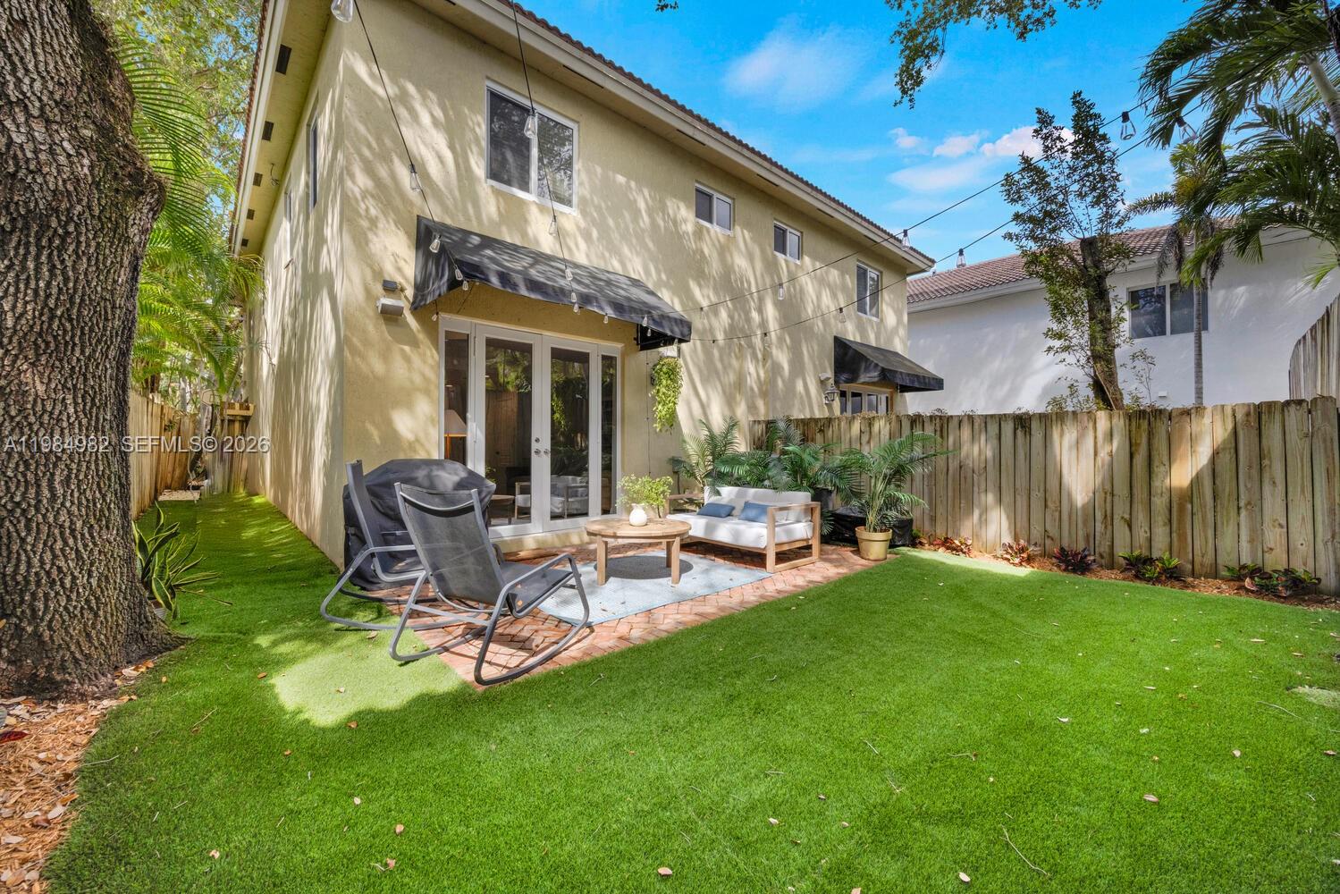 3273 Matilda Street Miami, FL 33133 - Photo 19 of 22