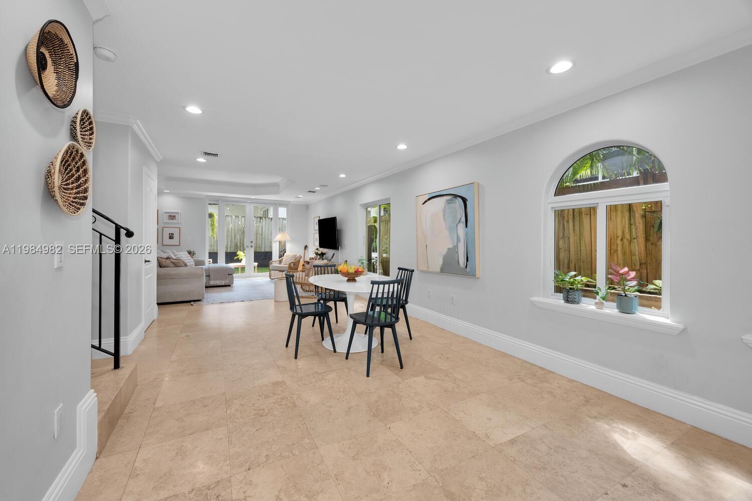 3273 Matilda Street Miami, FL 33133 - Photo 4 of 22