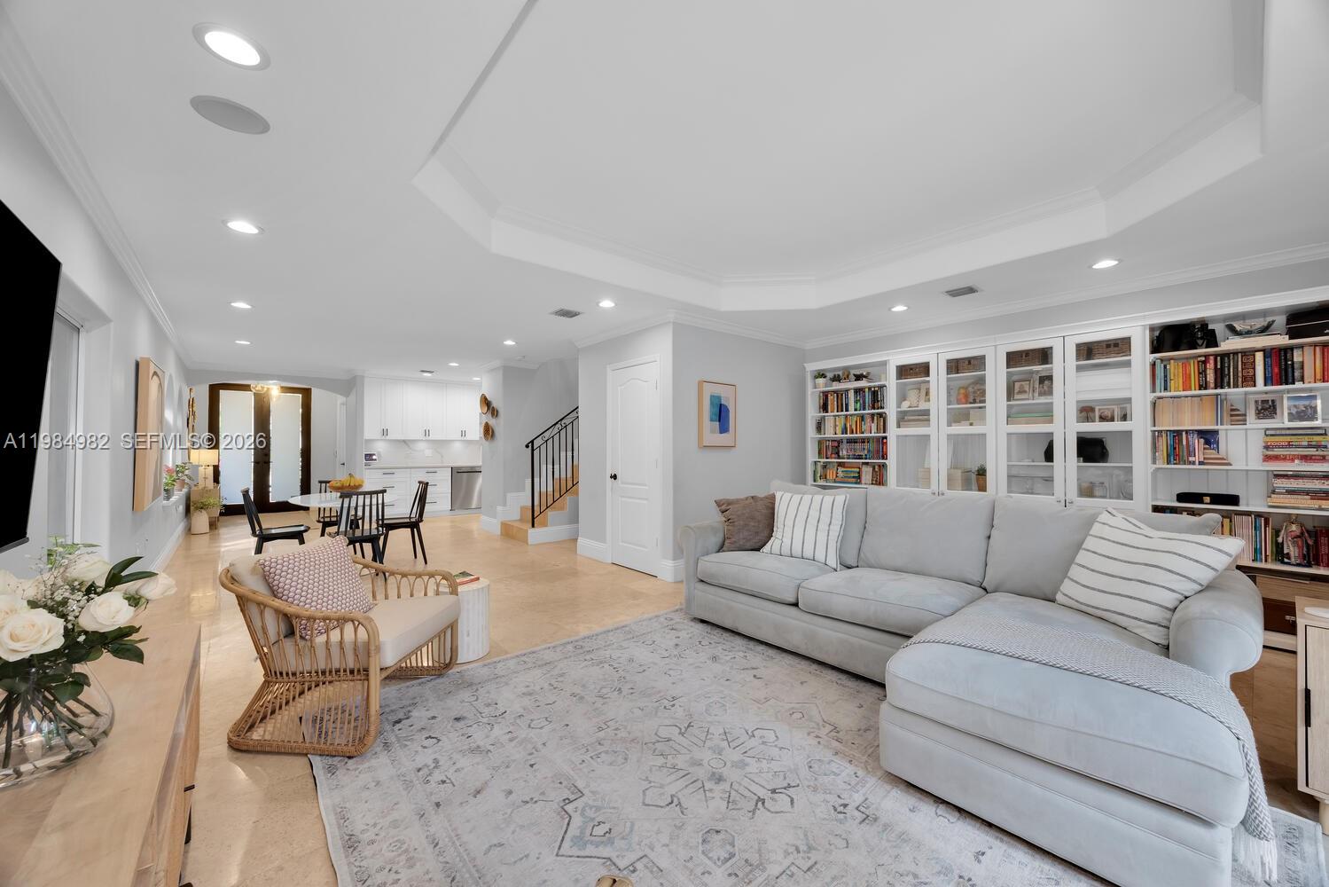 3273 Matilda Street Miami, FL 33133 - Photo 6 of 22