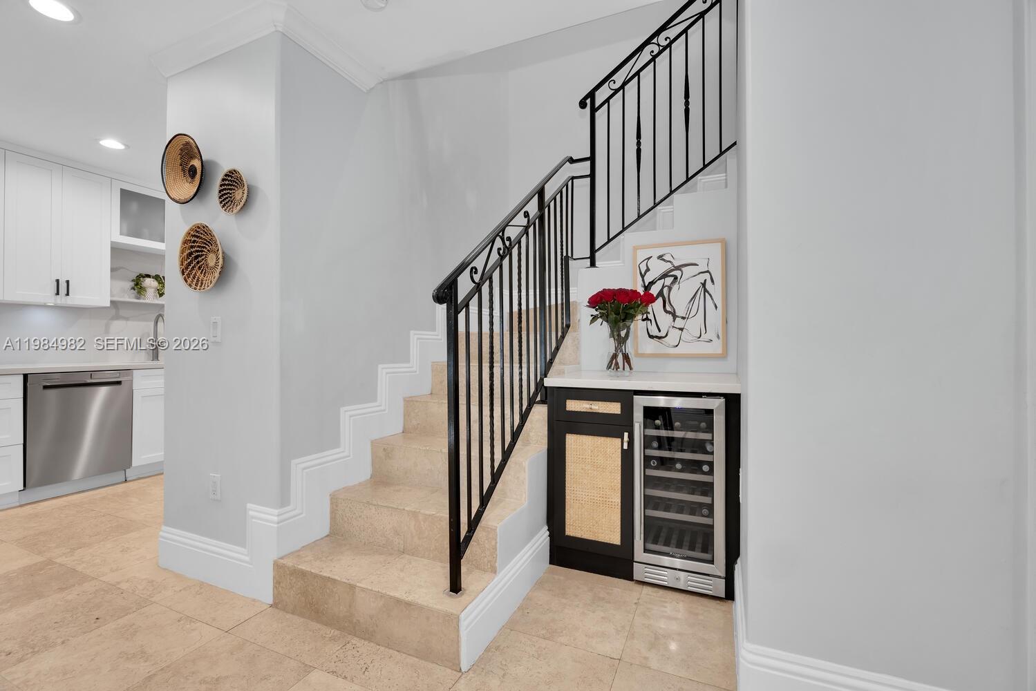 3273 Matilda Street Miami, FL 33133 - Photo 9 of 22