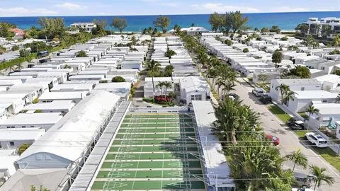 $425,000 | 21 Hibiscus Drive, Unit I, Briny Breezes, FL 33435